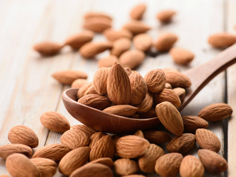 almond-03.webp